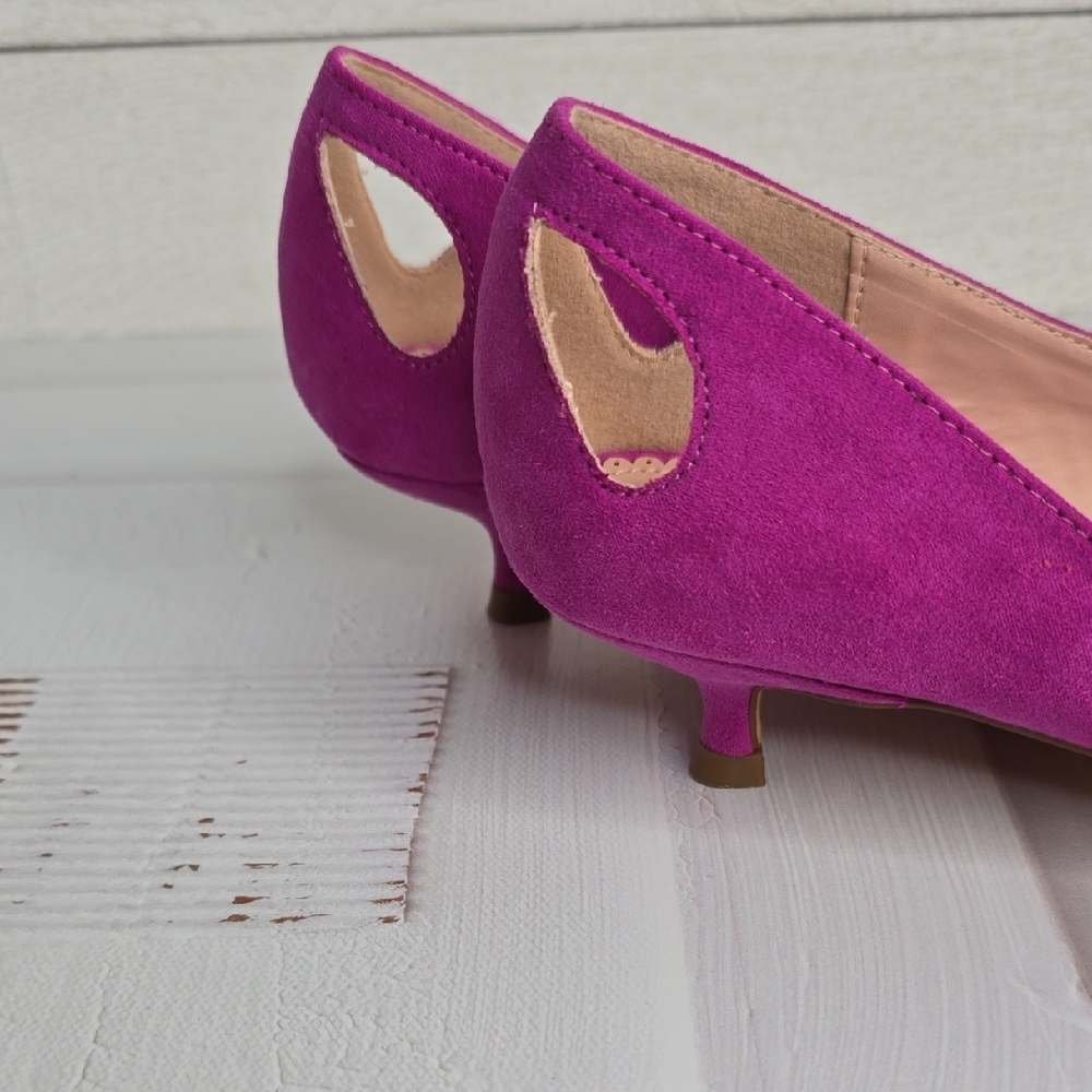 NWT Journee Golie Vibrant Magenta Suede Heels - Picture 6 of 8